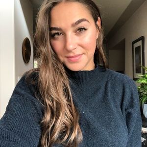 Meet your Posher, Leah